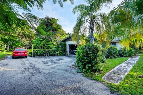 Casa en venta en Palmetto Bay, Florida, 4 dormitorios, 217.21 m2 № 2429976 - foto 25