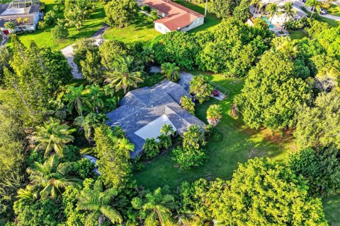 Casa en venta en Palmetto Bay, Florida, 4 dormitorios, 217.21 m2 № 2429976 - foto 5