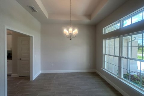 House in Port Charlotte, Florida 4 bedrooms, 201.51 sq.m. № 1651109 - photo 6