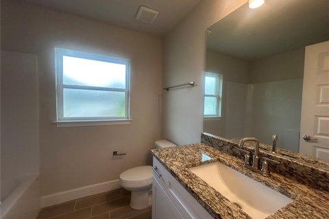 House in Port Charlotte, Florida 4 bedrooms, 201.51 sq.m. № 1651109 - photo 17