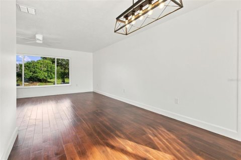 Villa ou maison à vendre à Nokomis, Floride: 3 chambres, 173.36 m2 № 2430809 - photo 7