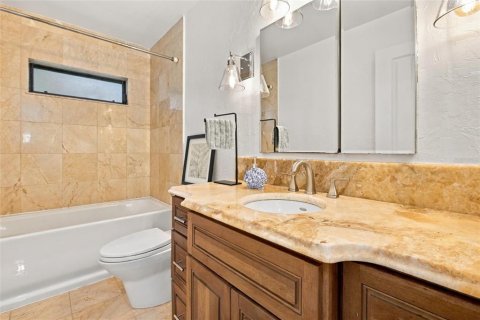 Villa ou maison à vendre à Nokomis, Floride: 3 chambres, 173.36 m2 № 2430809 - photo 20