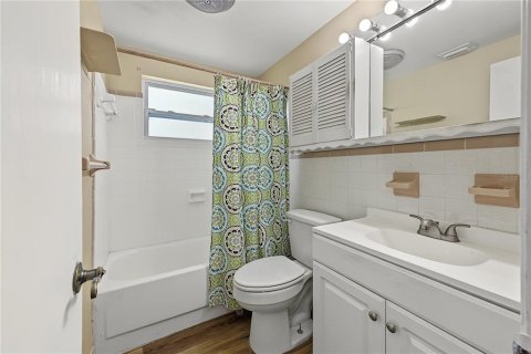 House in Spring Hill, Florida 2 bedrooms, 92.34 sq.m. № 2394385 - photo 18