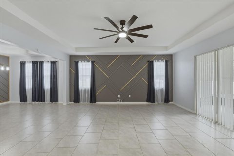 Villa ou maison à vendre à Kissimmee, Floride: 4 chambres, 264.86 m2 № 2142003 - photo 13