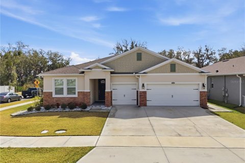 Villa ou maison à vendre à Kissimmee, Floride: 4 chambres, 264.86 m2 № 2142003 - photo 2