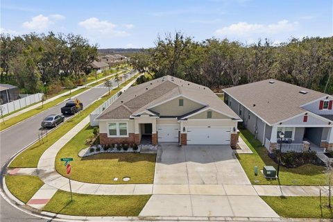 Villa ou maison à vendre à Kissimmee, Floride: 4 chambres, 264.86 m2 № 2142003 - photo 4