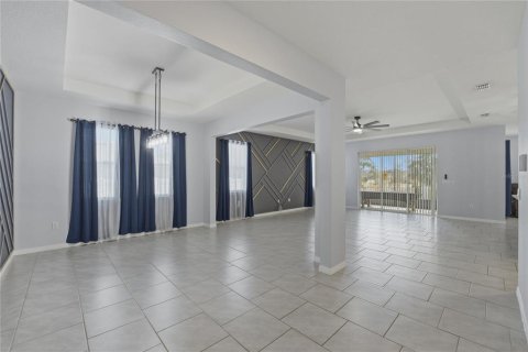 Villa ou maison à vendre à Kissimmee, Floride: 4 chambres, 264.86 m2 № 2142003 - photo 9