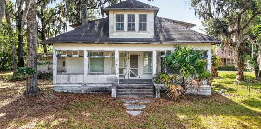 House in Mount Dora, Florida 3 bedrooms, 143.53 sq.m. № 2222552