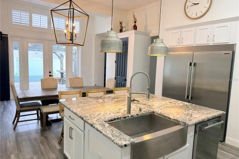 Villa ou maison à vendre à Orlando, Floride: 4 chambres, 260.41 m2 № 2420481 - photo 5