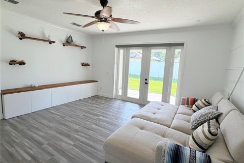 Villa ou maison à vendre à Orlando, Floride: 4 chambres, 260.41 m2 № 2420481 - photo 16