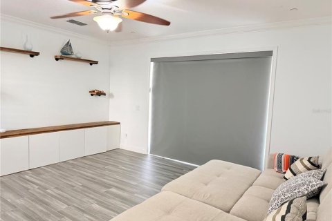 Villa ou maison à vendre à Orlando, Floride: 4 chambres, 260.41 m2 № 2420481 - photo 18