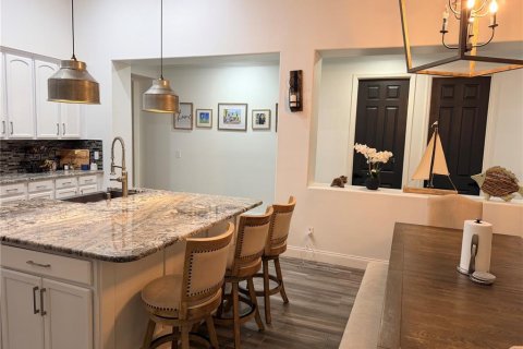 Villa ou maison à vendre à Orlando, Floride: 4 chambres, 260.41 m2 № 2420481 - photo 3