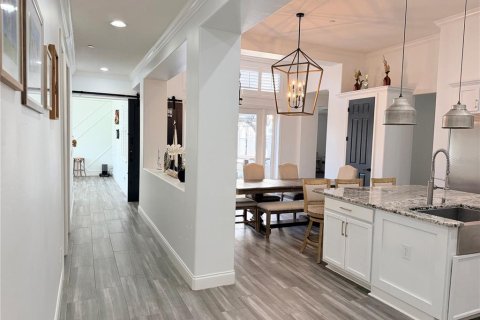 Villa ou maison à vendre à Orlando, Floride: 4 chambres, 260.41 m2 № 2420481 - photo 12