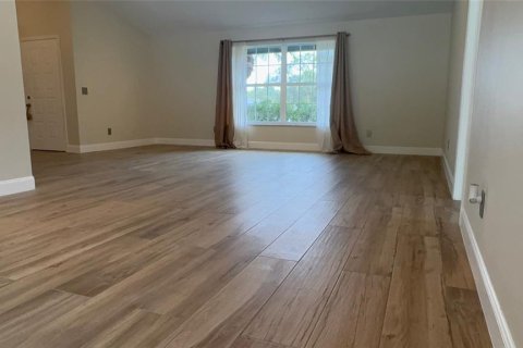 Villa ou maison à louer à Orlando, Floride: 4 chambres, 226.68 m2 № 2390844 - photo 20