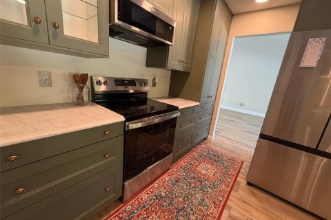 Villa ou maison à louer à Orlando, Floride: 4 chambres, 226.68 m2 № 2390844 - photo 16