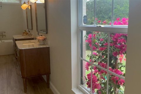 Villa ou maison à louer à Orlando, Floride: 4 chambres, 226.68 m2 № 2390844 - photo 23