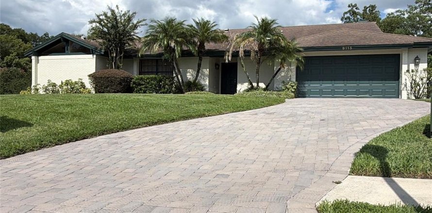 Villa ou maison à Orlando, Floride 4 chambres, 226.68 m2 № 2390844