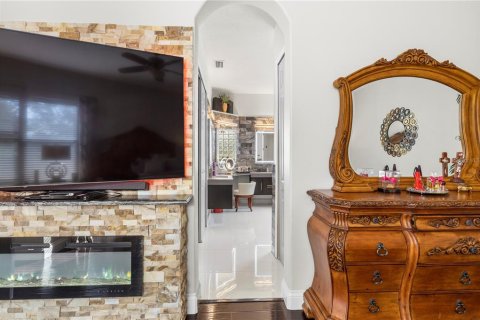 Villa ou maison à vendre à Tampa, Floride: 5 chambres, 369.1 m2 № 2094035 - photo 19