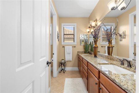 Villa ou maison à vendre à Tampa, Floride: 5 chambres, 369.1 m2 № 2094035 - photo 25