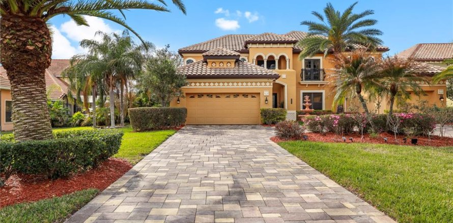 Villa ou maison à Tampa, Floride 5 chambres, 369.1 m2 № 2094035