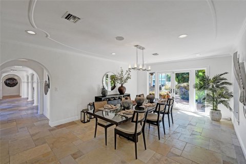 Villa ou maison à louer à Fort Lauderdale, Floride: 5 chambres, 519.88 m2 № 1964794 - photo 3