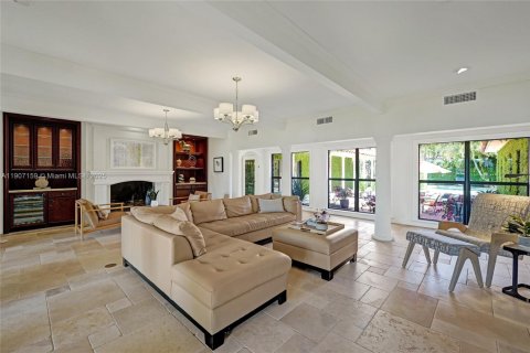 Villa ou maison à louer à Fort Lauderdale, Floride: 5 chambres, 519.88 m2 № 1964794 - photo 28