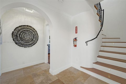 Villa ou maison à louer à Fort Lauderdale, Floride: 5 chambres, 519.88 m2 № 1964794 - photo 30