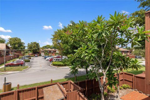 Condo in Miami, Florida, 3 bedrooms  № 1819808 - photo 30