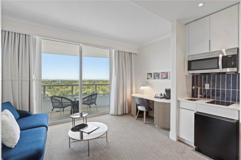 Condominio en venta en Miami Beach, Florida, 45.62 m2 № 1978718 - foto 6