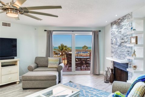 Copropriété à vendre à Indian Shores, Floride: 2 chambres, 130.06 m2 № 1609849 - photo 9