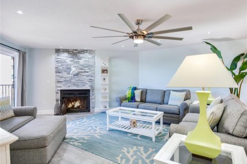Copropriété à vendre à Indian Shores, Floride: 2 chambres, 130.06 m2 № 1609849 - photo 11