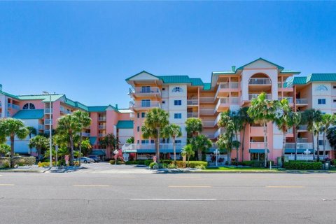 Copropriété à vendre à Indian Shores, Floride: 2 chambres, 130.06 m2 № 1609849 - photo 2