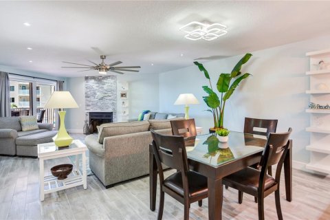 Copropriété à vendre à Indian Shores, Floride: 2 chambres, 130.06 m2 № 1609849 - photo 27