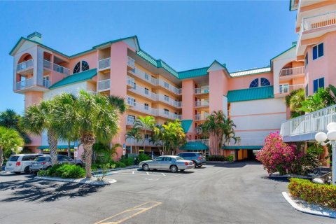 Copropriété à vendre à Indian Shores, Floride: 2 chambres, 130.06 m2 № 1609849 - photo 4