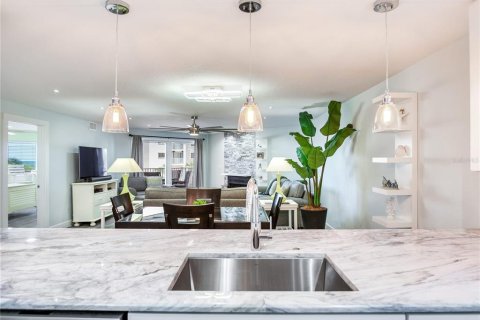 Copropriété à vendre à Indian Shores, Floride: 2 chambres, 130.06 m2 № 1609849 - photo 22