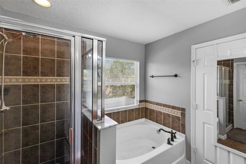 Villa ou maison à vendre à Kissimmee, Floride: 3 chambres, 237.83 m2 № 1663243 - photo 24