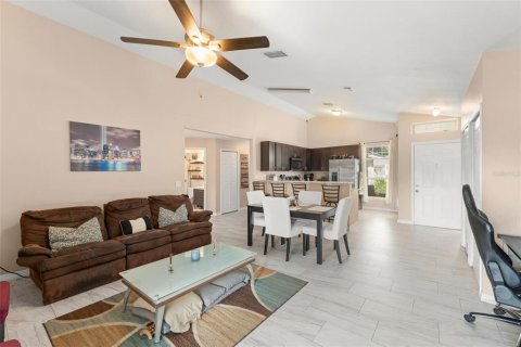 Villa ou maison à vendre à Ocoee, Floride: 3 chambres, 117.24 m2 № 1907609 - photo 11