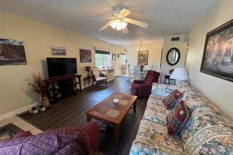 Copropriété à vendre à Clearwater, Floride: 2 chambres, 102.19 m2 № 1724091 - photo 5