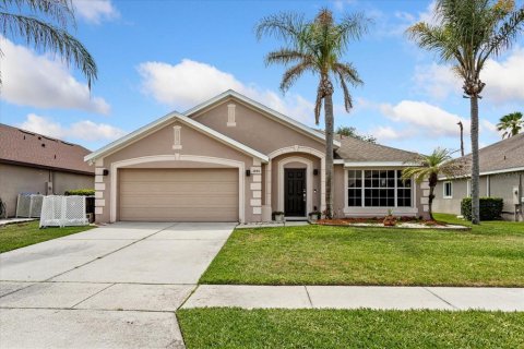 Casa en Kissimmee, Florida 3 dormitorios, 191.66 m2 № 2097940