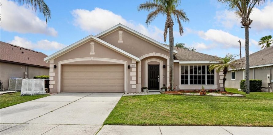 House in Kissimmee, Florida 3 bedrooms, 191.66 sq.m. № 2097940