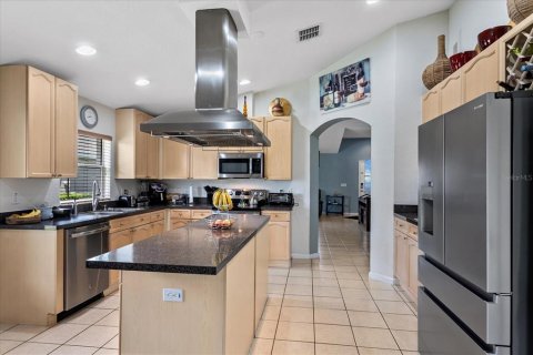 House in Kissimmee, Florida 3 bedrooms, 191.66 sq.m. № 2097940 - photo 10