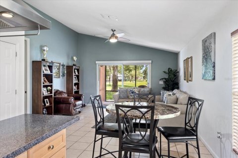 House in Kissimmee, Florida 3 bedrooms, 191.66 sq.m. № 2097940 - photo 11