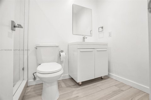 Купить виллу или дом в Холливуд, Флорида 3 спальни, № 1988647 - фото 24