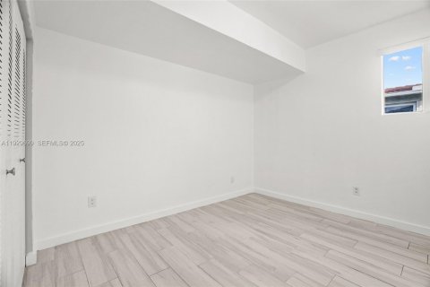 Купить виллу или дом в Холливуд, Флорида 3 спальни, № 1988647 - фото 19