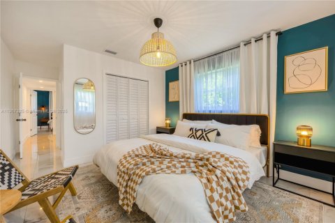 Снять в аренду виллу или дом в Майами, Флорида 3 спальни, 110.37м2, № 1963866 - фото 8