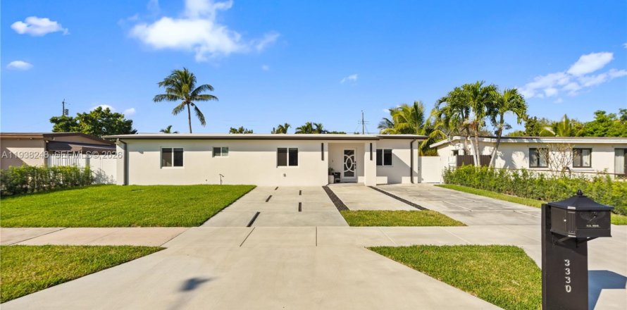 Villa ou maison à Miami, Floride 3 chambres, 209.96 m2 № 1995885
