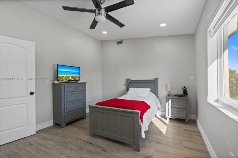 Villa ou maison à vendre à Miami, Floride: 3 chambres, 209.96 m2 № 1995885 - photo 20