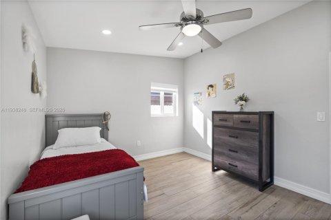 Villa ou maison à vendre à Miami, Floride: 3 chambres, 209.96 m2 № 1995885 - photo 13