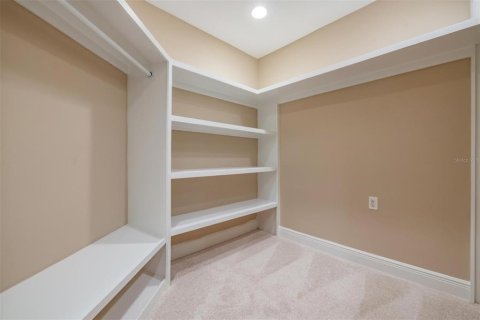 House in Tampa, Florida 3 bedrooms, 172.71 sq.m. № 2103341 - photo 27