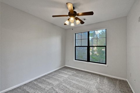 Condo in Davenport, Florida, 3 bedrooms  № 1915792 - photo 16